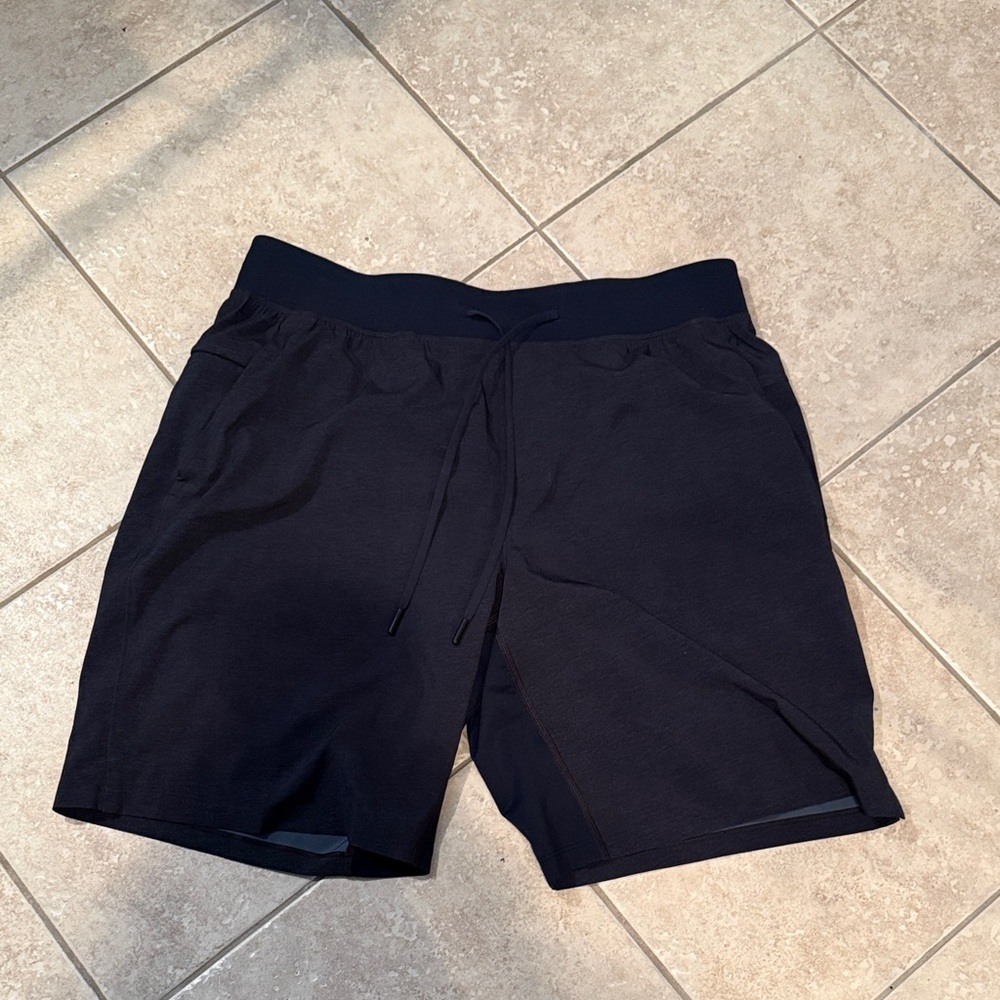 lululemon athletica Men's navy  Athletic Shorts